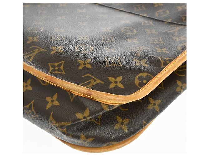 Louis Vuitton Bosphore Messenger Monogram Canvas GM - vista 7