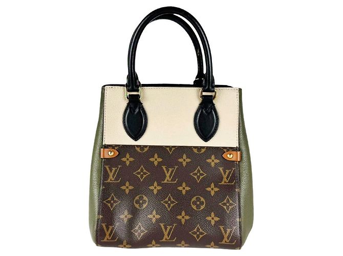 Bolso Louis Vuitton Fold Tote PM - vista 3
