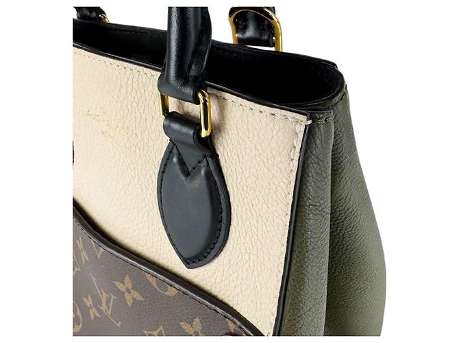 Bolso Louis Vuitton Fold Tote PM - vista 6