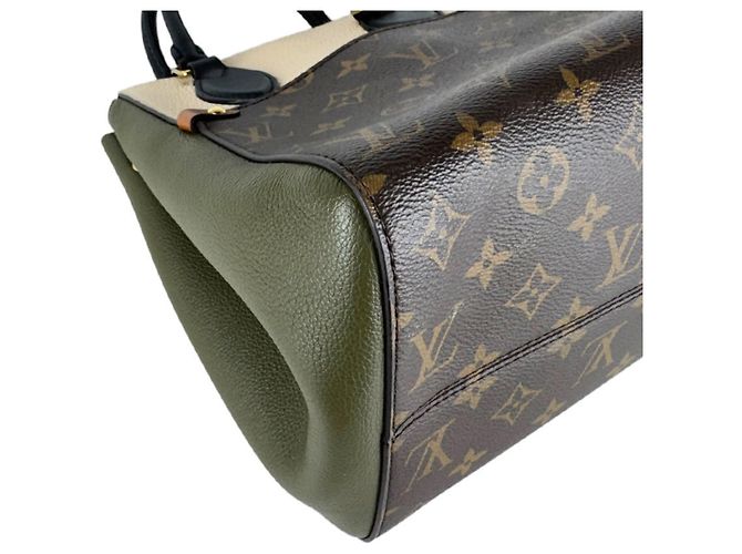 Bolso Louis Vuitton Fold Tote PM - vista 9