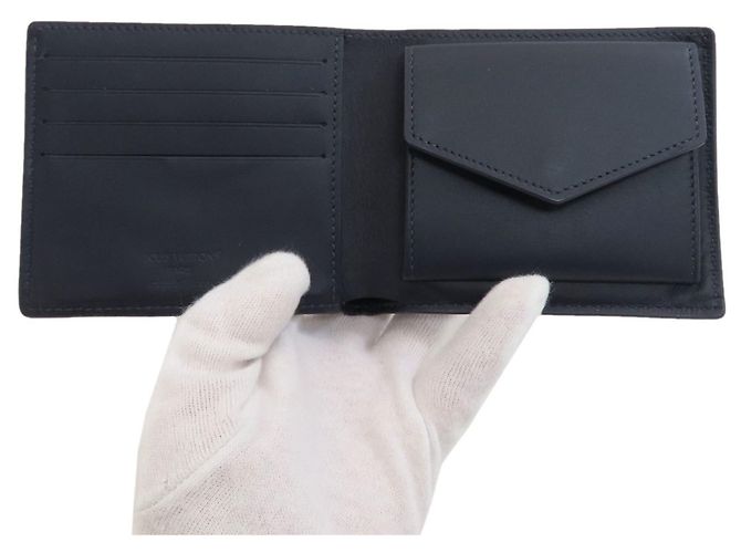 Louis Vuitton Portefeuille Marco Aerogram Bi-fold Wallet Navy blue - view 4