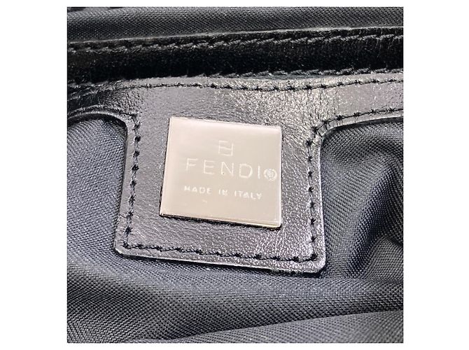Fendi One-Shoulder Zucchino Schultertasche - Ansicht 6