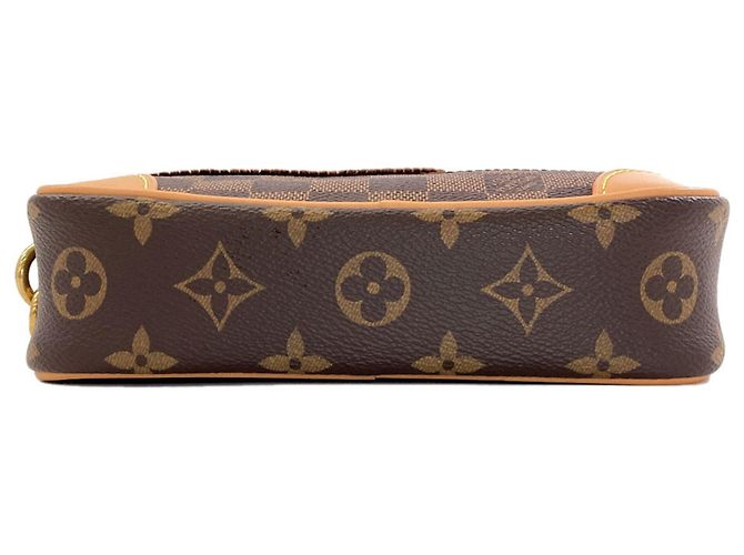 Louis Vuitton M26020 Trocadero Monogram Shoulder Bag - vista 4