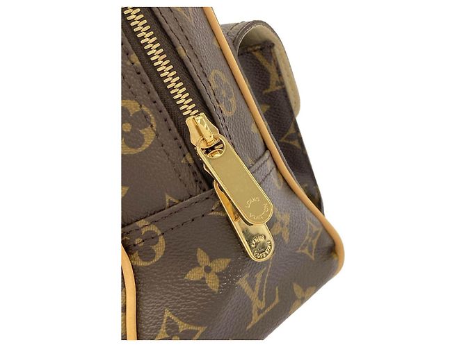 Bolso Louis Vuitton Manhattan Monogram - vista 5