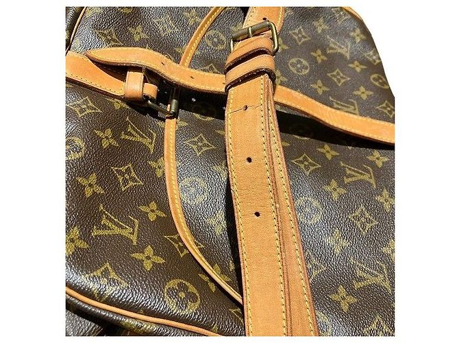 Bolso de hombro Louis Vuitton Saumur 35 Monogram - vista 6