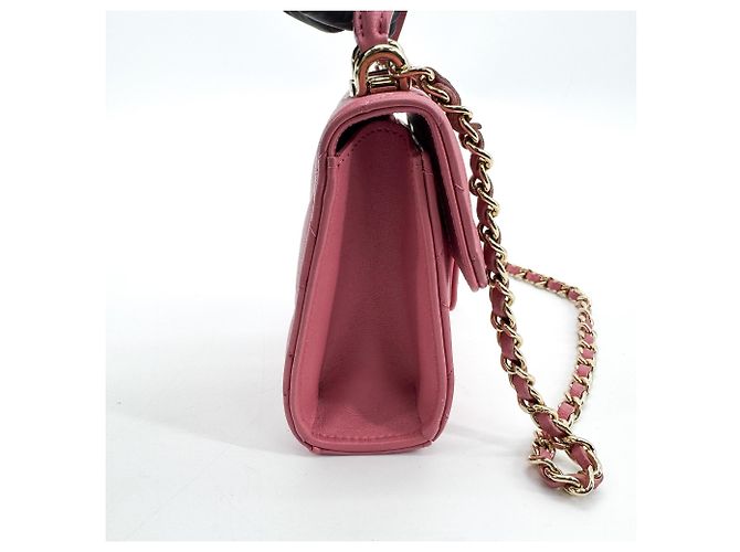 Chanel Square Classic Flap Top Handle Clutch with Chain Quilted Lambskin - vista 4
