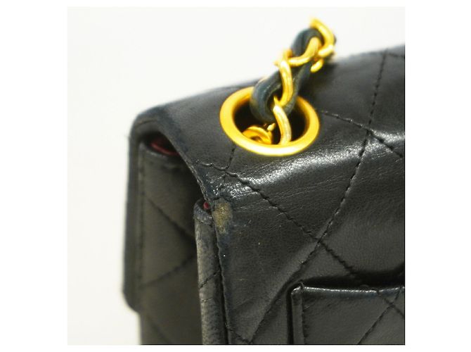 Bolsa de Ombro Mini Matelassé com Corrente Chanel - vista 6