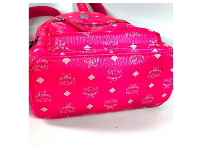 Mochila MCM em couro rosa - vista 8