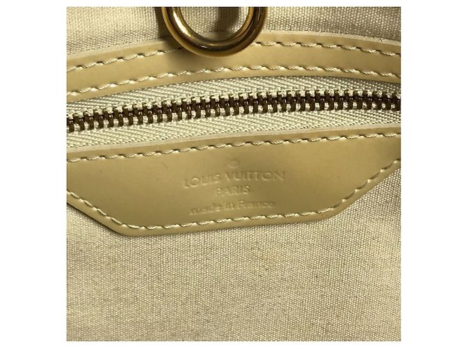Louis Vuitton Monogram Vernis Wilshire MM Schultertasche - Ansicht 15
