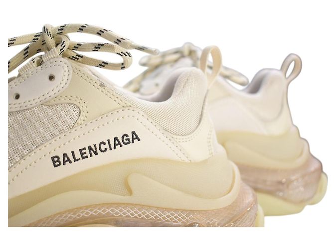Balenciaga Triple S Clear Sole Sneakers Vanilla Beige - vista 10