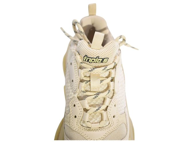Balenciaga Triple S Clear Sole Sneakers Vanilla Beige - vista 14