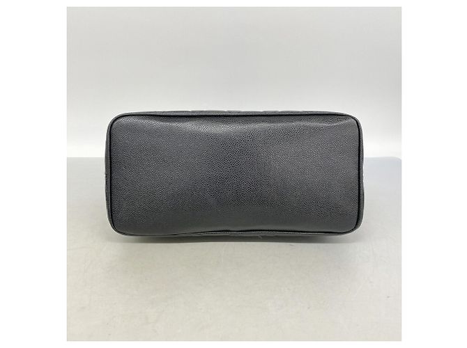 Chanel Tote Bag aus schwarzem genarbtem Kalbsleder - Ansicht 3