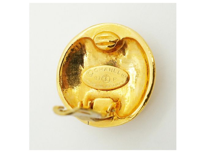 Pendientes de clip Chanel Coco Mark Circle Gold - vista 4