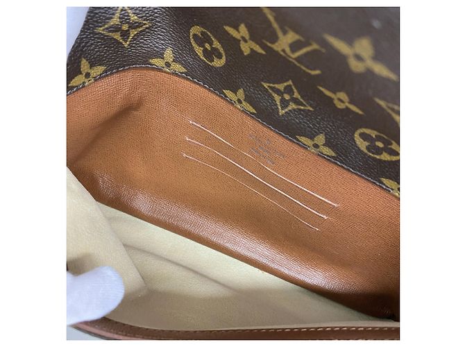 Borsa a pochette Louis Vuitton Monogram Marrone - vista 4