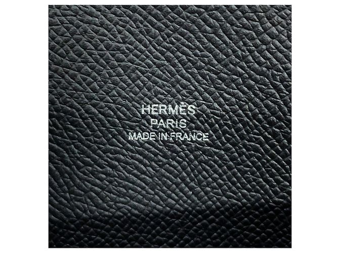 Hermès Hermes Black Epsom Leather Shoulder Wallet - view 15