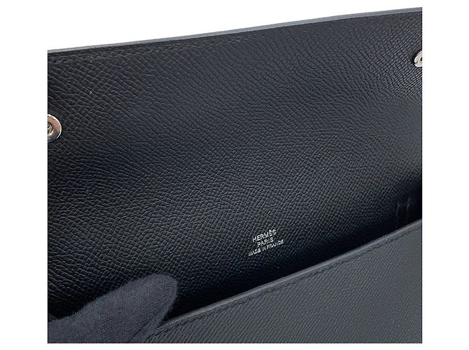 Hermès Hermes Black Epsom Leather Shoulder Wallet - view 9
