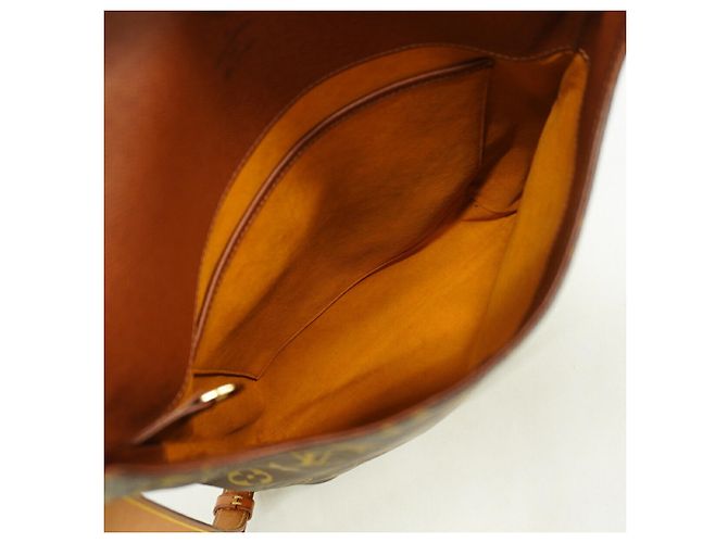 Sac à épaule Louis Vuitton Monogram Musette - vue 4