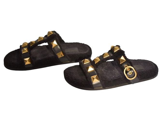 Valentino Garavani Sandali Roman Stud Shearling Neri - vista 7
