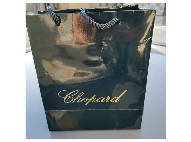 Collar Chopard Happy Curves en oro blanco de 18 quilates y diamantes - vista 8