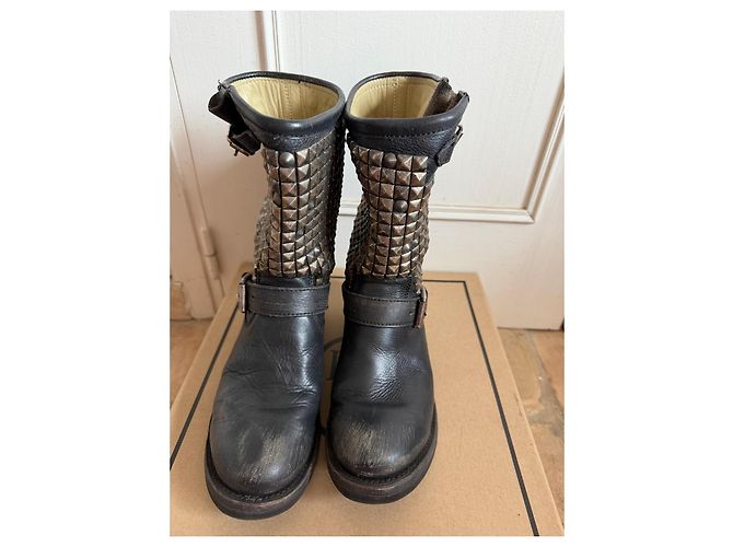Stivali biker Ash borchiati in pelle nera - vista 2