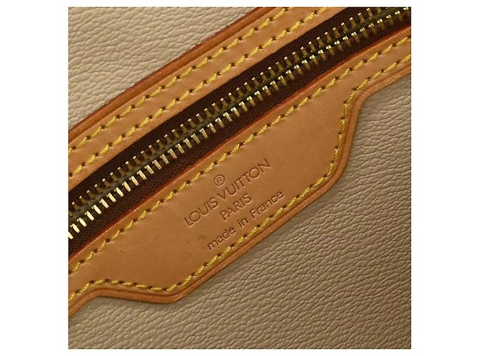 Louis Vuitton Bucket Monogram Canvas GM - vue 4