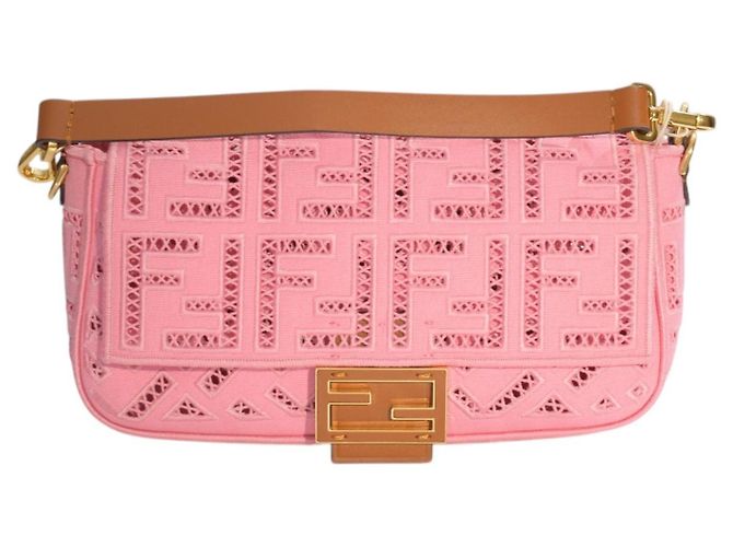 Fendi Baguette Borsa a tracolla in tela rosa FF Broderie Anglaise - vista 4