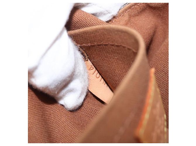 Louis Vuitton Marelle Waist Monogram Canvas - vue 7