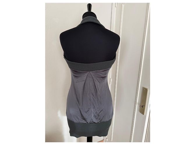 Autre Marque Top Atos Lombardini gris de viscosa plisada cuello drapeado - vista 8