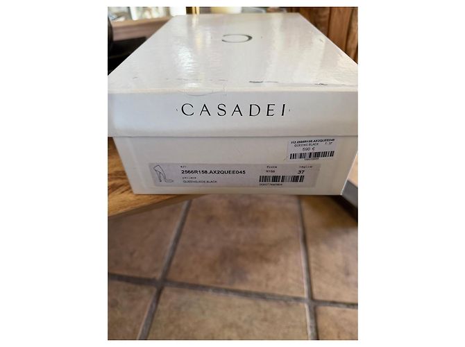 Casadei Pumps aus schwarzem Wildleder - Ansicht 6