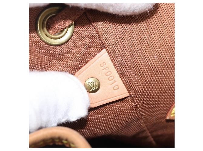 Louis Vuitton Vintage Montsouris Monogram Canvas MM - vue 7