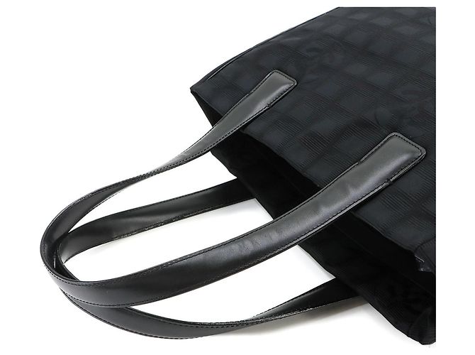 Borsa Chanel New Travel Line Tote PM - vista 5