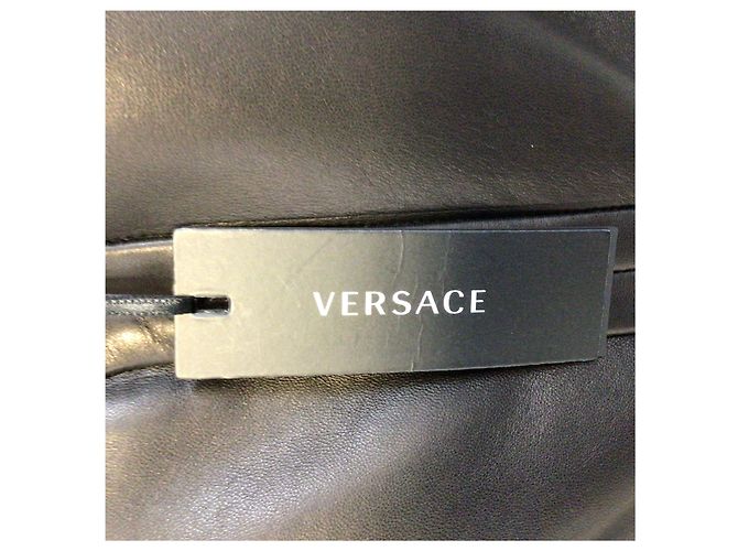 Vestido mini Versace de piel de cordero negra - vista 6