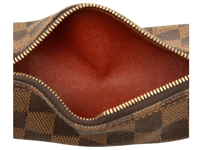 Bolso de mano Louis Vuitton Damier Ebene Papillon Pochette Marrón - vista 4