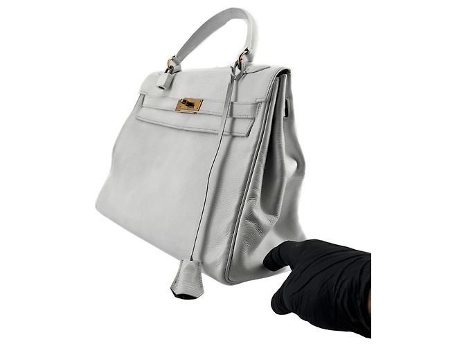 Hermès Kelly Retourné 32 — Veau Grainé Blanc, circa 1965 - vista 3