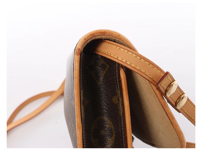 Louis Vuitton Pochette Twin GM Monogram Crossbody Bag in Brown M51852 - vista 4