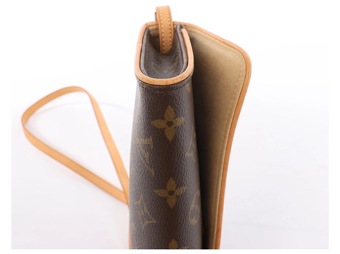 Louis Vuitton Pochette Twin GM Monogram Crossbody Bag in Brown M51852 - vista 7