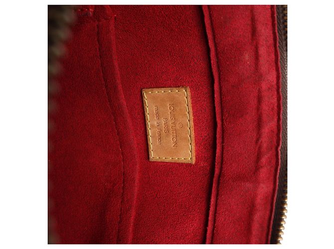 Borsa a tracolla Louis Vuitton Viva-Cité GM Monogram in marrone M51163 - vista 12