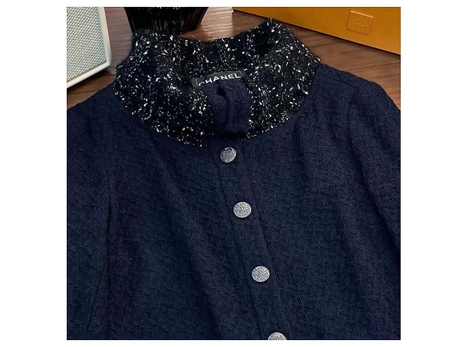 Chaqueta Chanel de lana azul marino talla 38 - vista 3