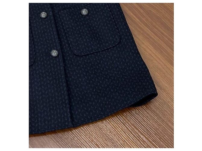 Jaqueta Chanel de Tweed com fivela de cabeça de leão Double-C - vista 4