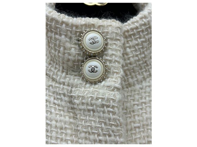 Chanel 19B Métiers d'Art Jacken - Ansicht 2