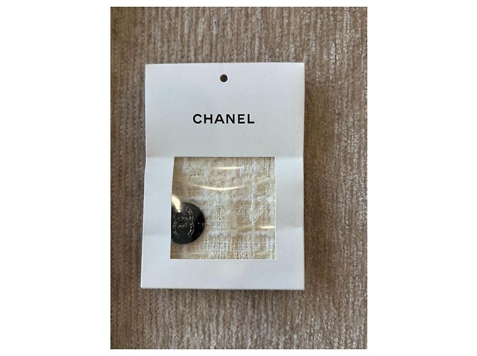Chanel Tweed Jacke Größe 38 - Ansicht 5