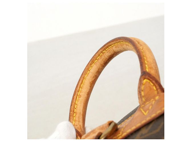 Mochila Louis Vuitton Monogram Mini Montsouris - vista 11