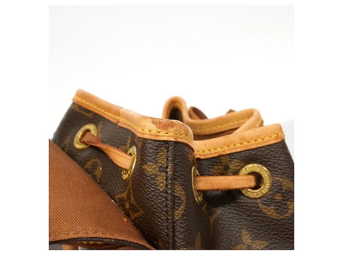 Mochila Louis Vuitton Monogram Mini Montsouris - vista 7