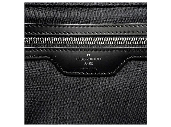 Sac à épaule Louis Vuitton Taiga Delsu - vue 5