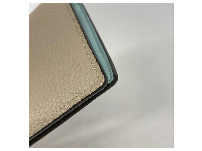 Louis Vuitton Long Wallet in Taurillon Leather - view 6