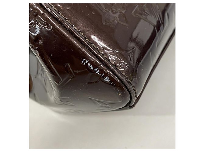 Louis Vuitton Vernis MM Handtasche in Amarante - Ansicht 6