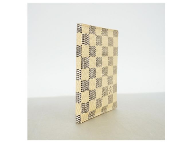 Funda de Pasaporte Louis Vuitton Damier Azur - vista 2