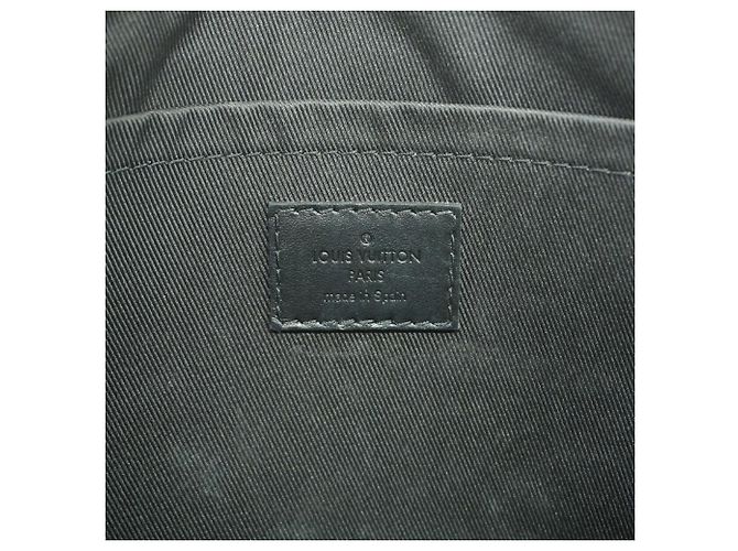 Louis Vuitton Monogram Eclipse Pochette To Go Clutch Bag - vista 5