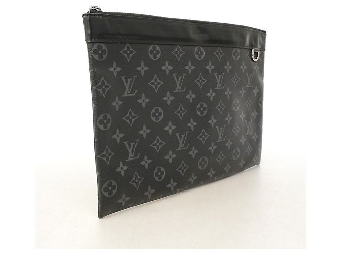 Louis Vuitton Monogram Eclipse Pochette Discovery Clutch Bag - vista 2