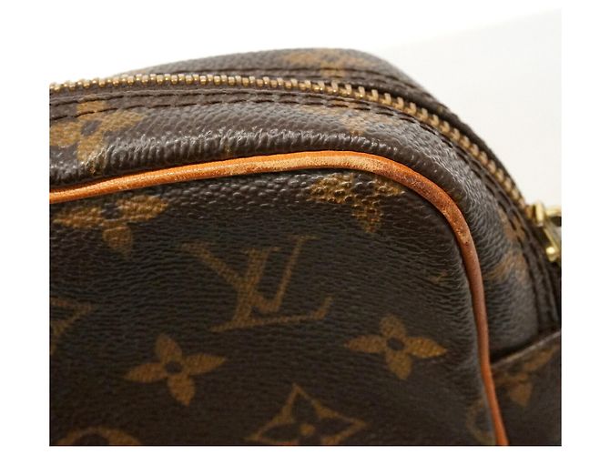 Bolsa de Ombro Louis Vuitton Monogram Danube - vista 6